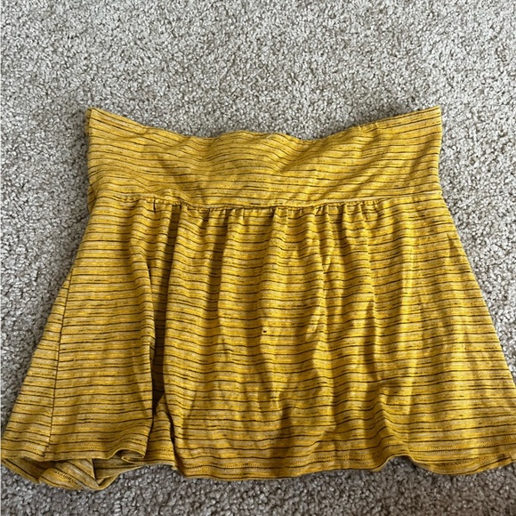 Socialite strapless top size medium - Picture 2 of 5